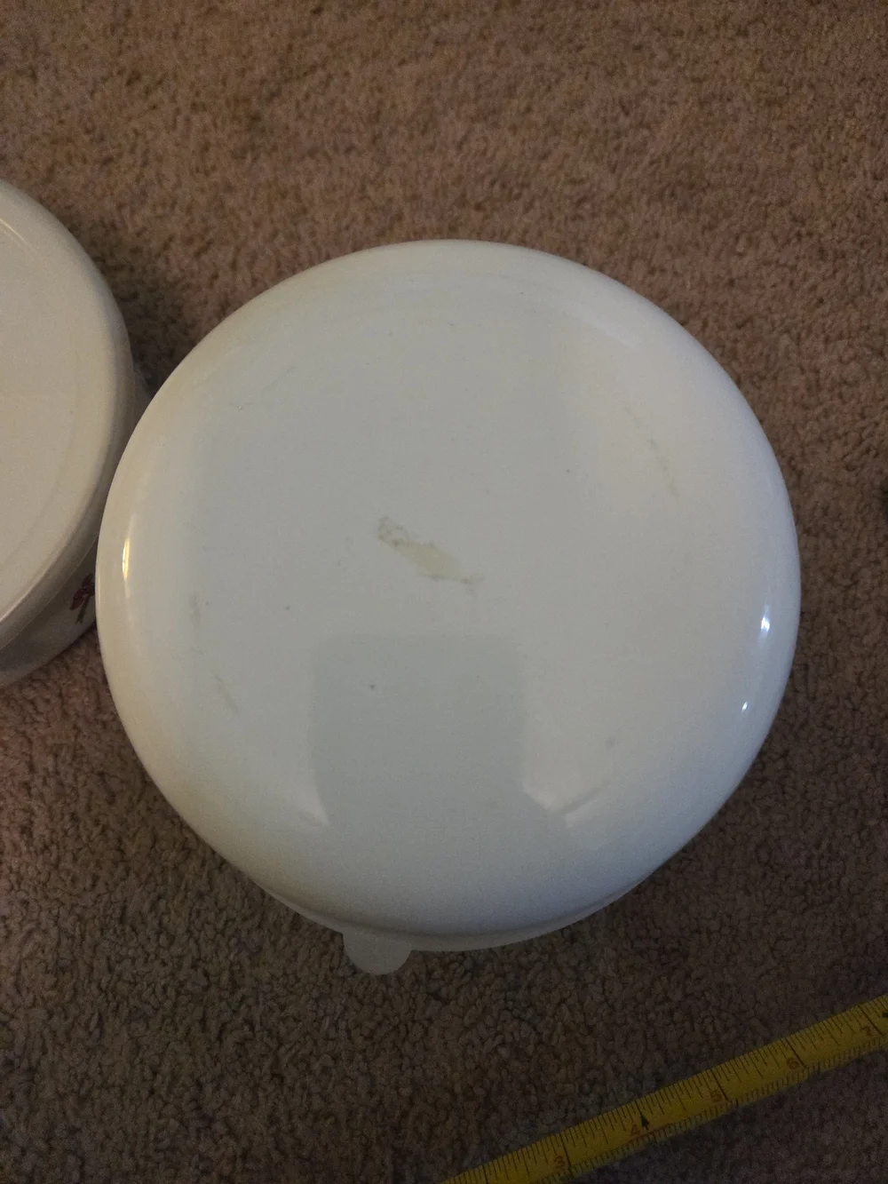 Vintage Enamel Stackable Holiday Holly Mixing Bowls with Lids - White and Green